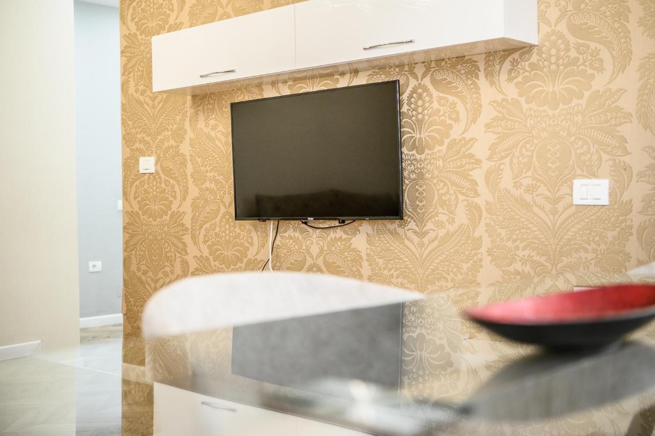 Miku Apartments-Luxury City View At Wilson Square Tiranë Eksteriør bilde
