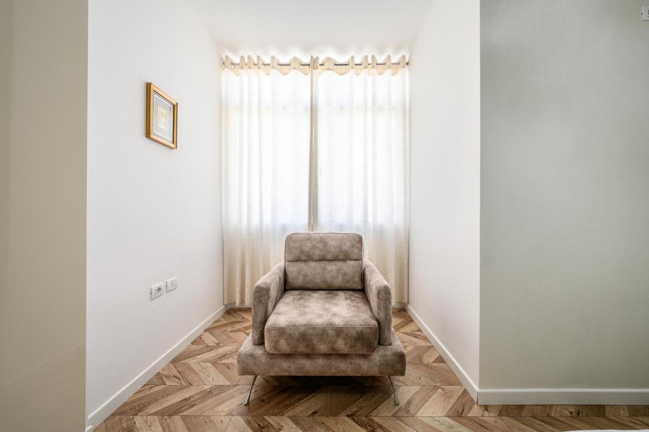 Miku Apartments-Luxury City View At Wilson Square Tiranë Eksteriør bilde
